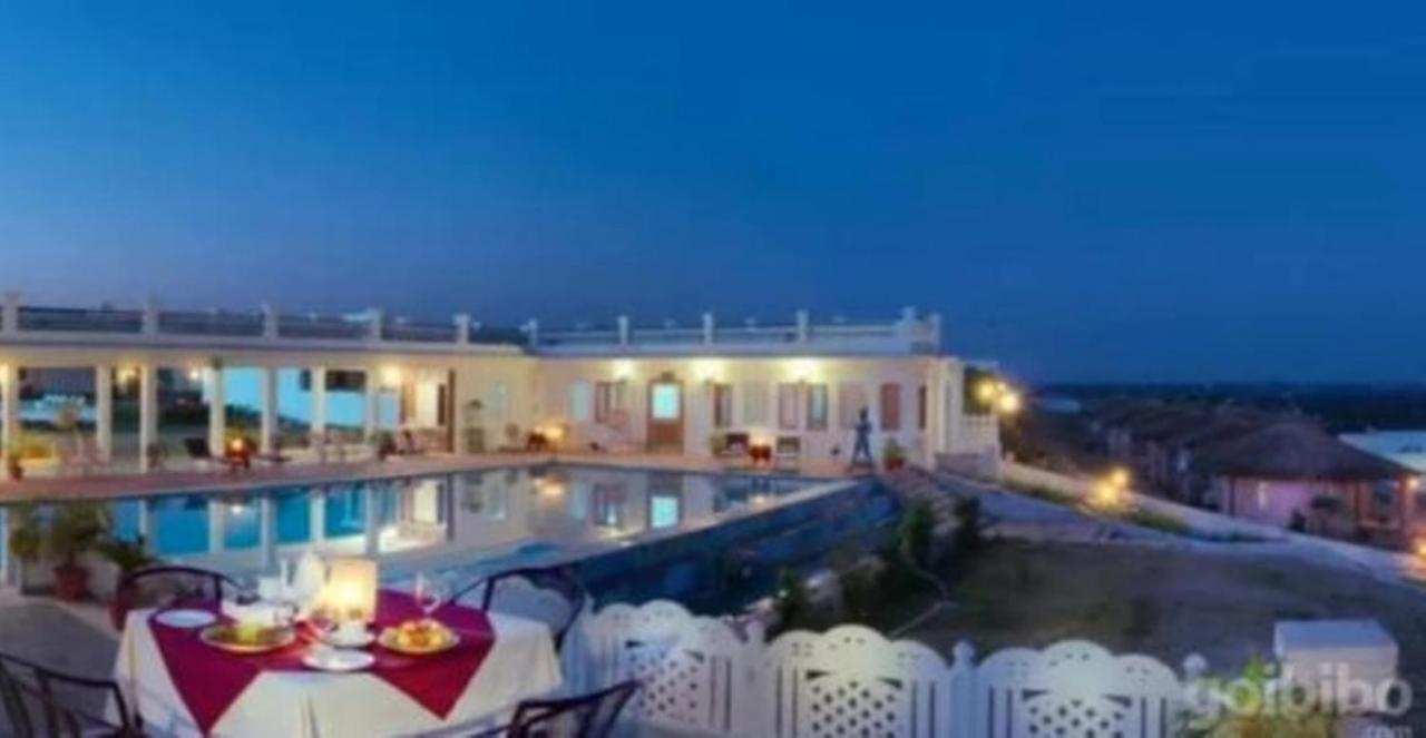 Готель Aaram Baagh Pushkar By Pachar Group Екстер'єр фото
